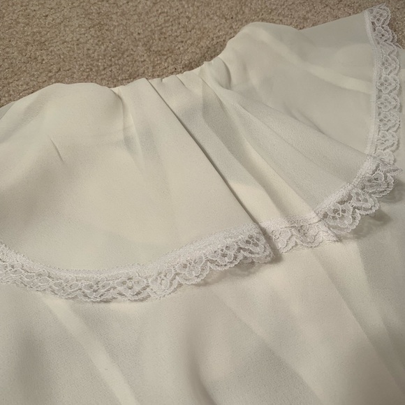 Lace Button Up Blouse - Picture 9 of 9